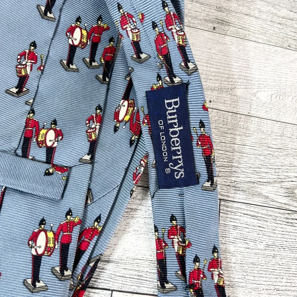 Burberrys of London Tie - Picture 3 of 3